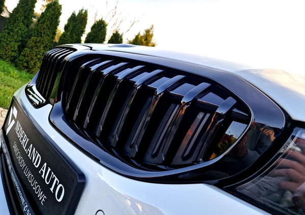 BMW Seria 3 cena 99900 przebieg: 171000, rok produkcji 2019 z Rumia małe 781